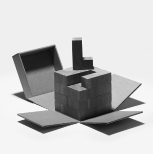 Cubo módulo hele en blanco y negro